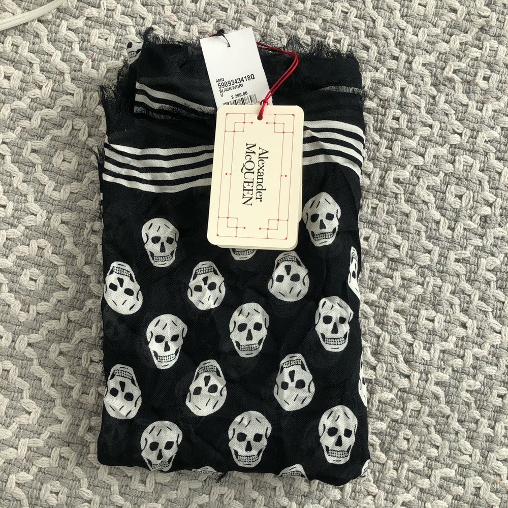 Alexander McQueen Modal Scarf